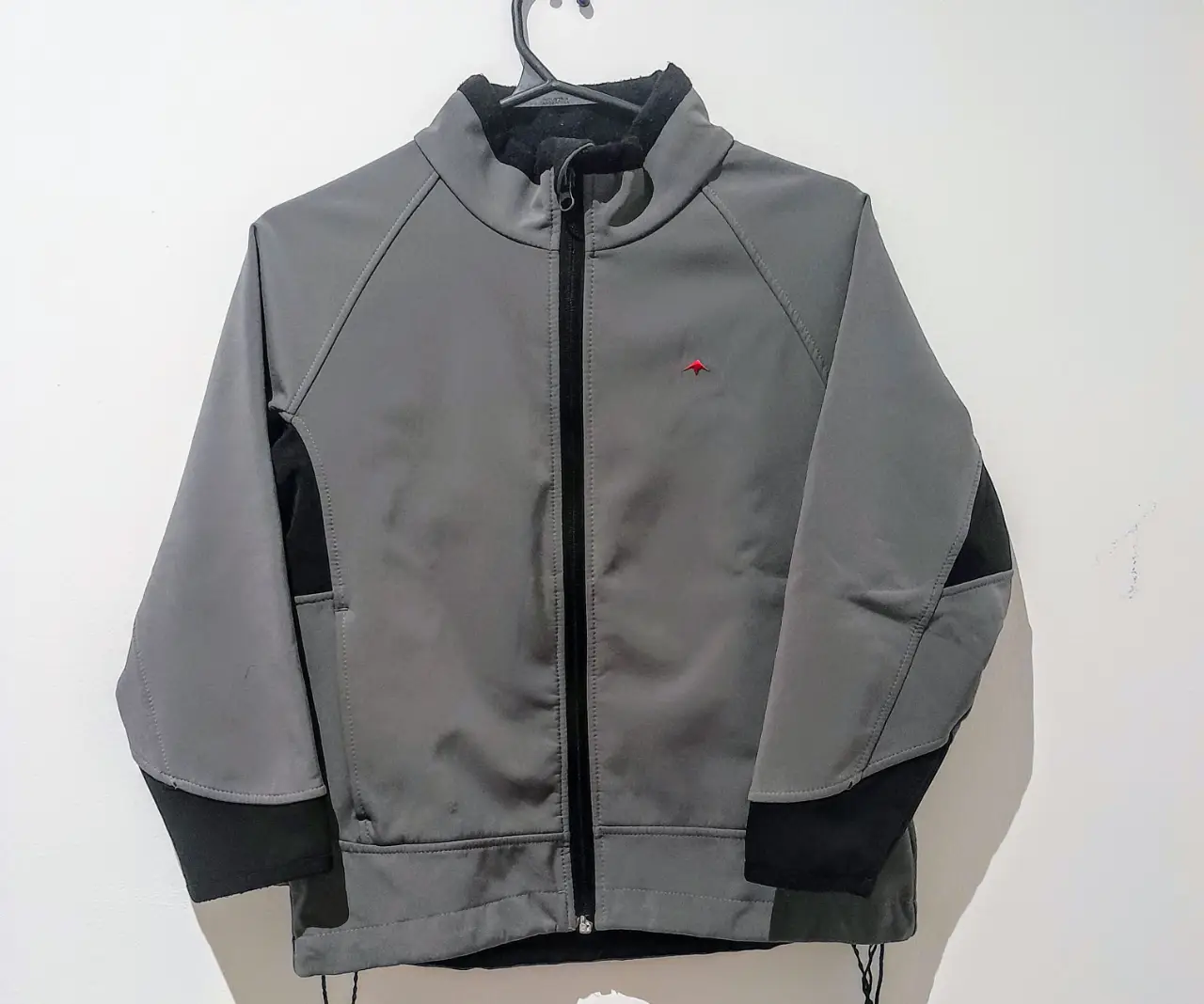 Ropa deportiva Montagne - imagen 1