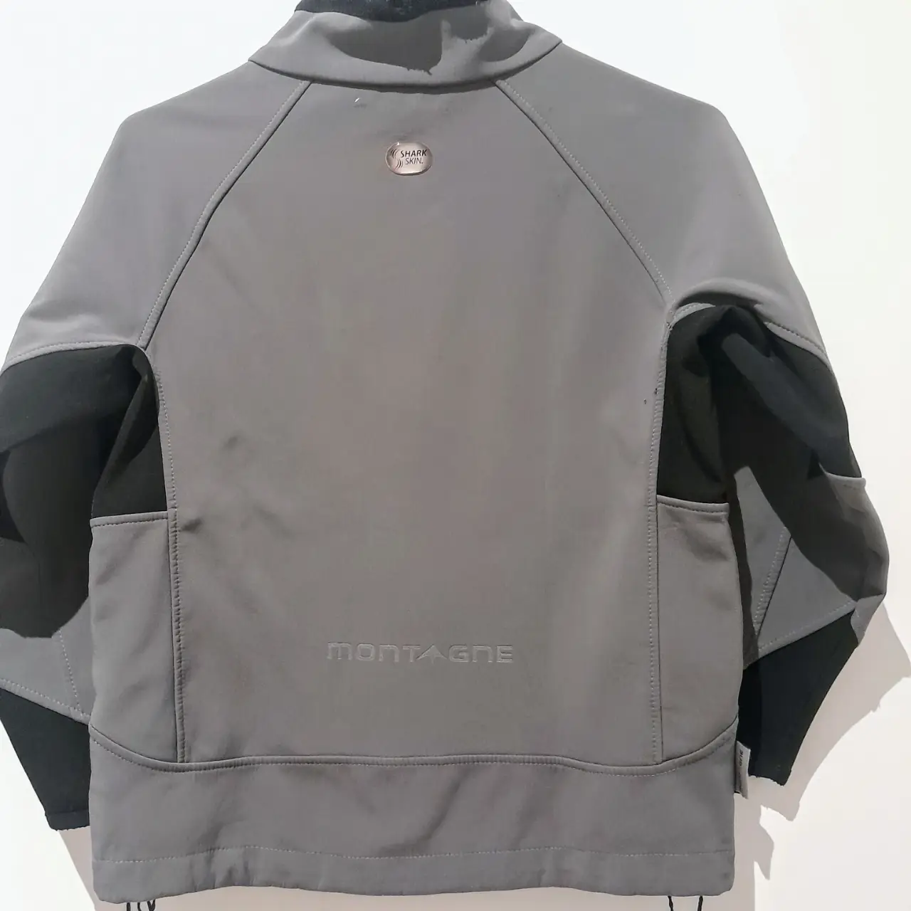 Ropa deportiva Montagne - imagen 3