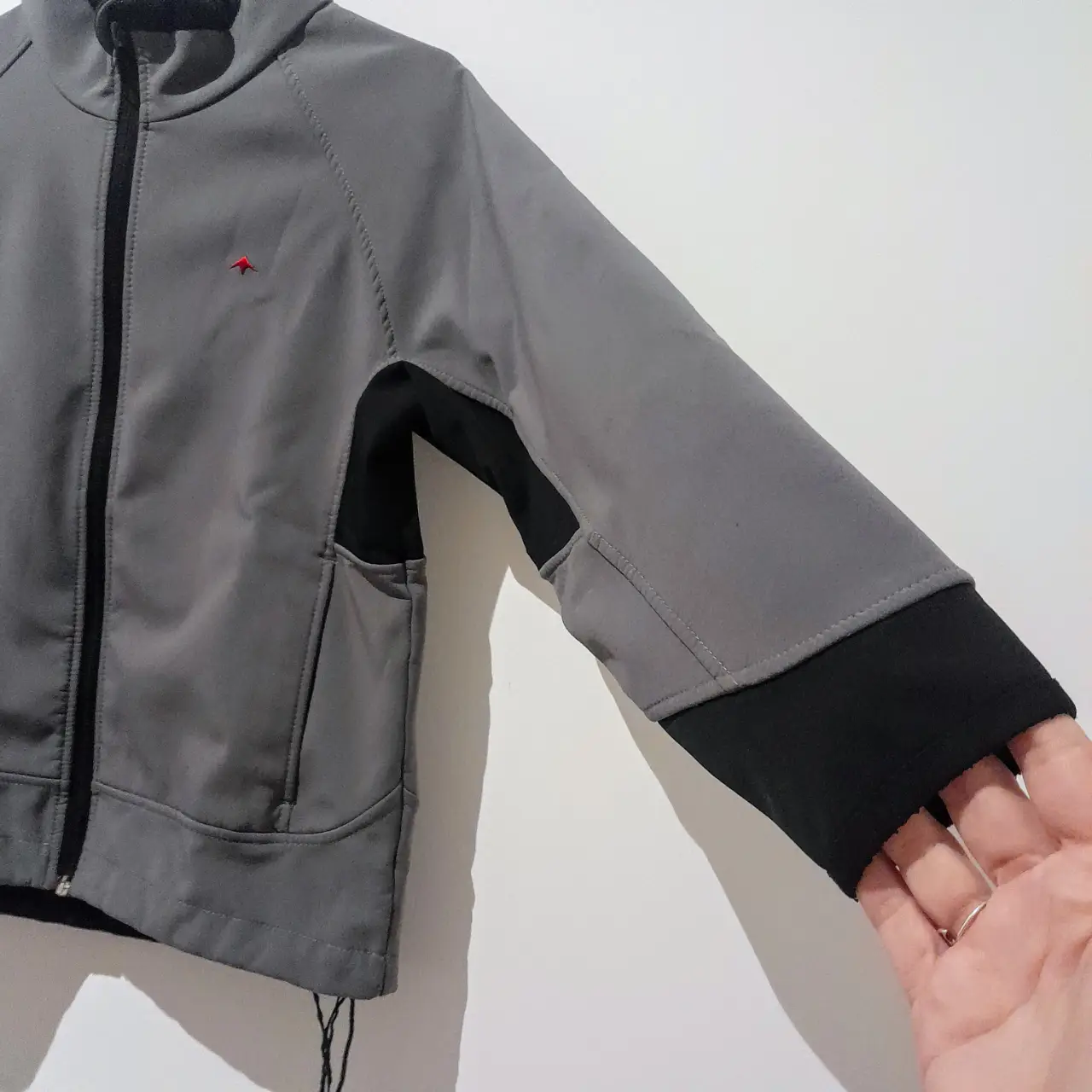 Ropa deportiva Montagne - imagen 4
