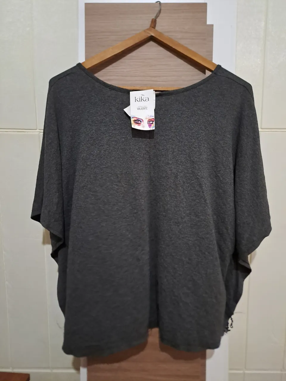 Remera Kika - Vista 2