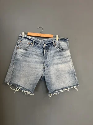 Levi's