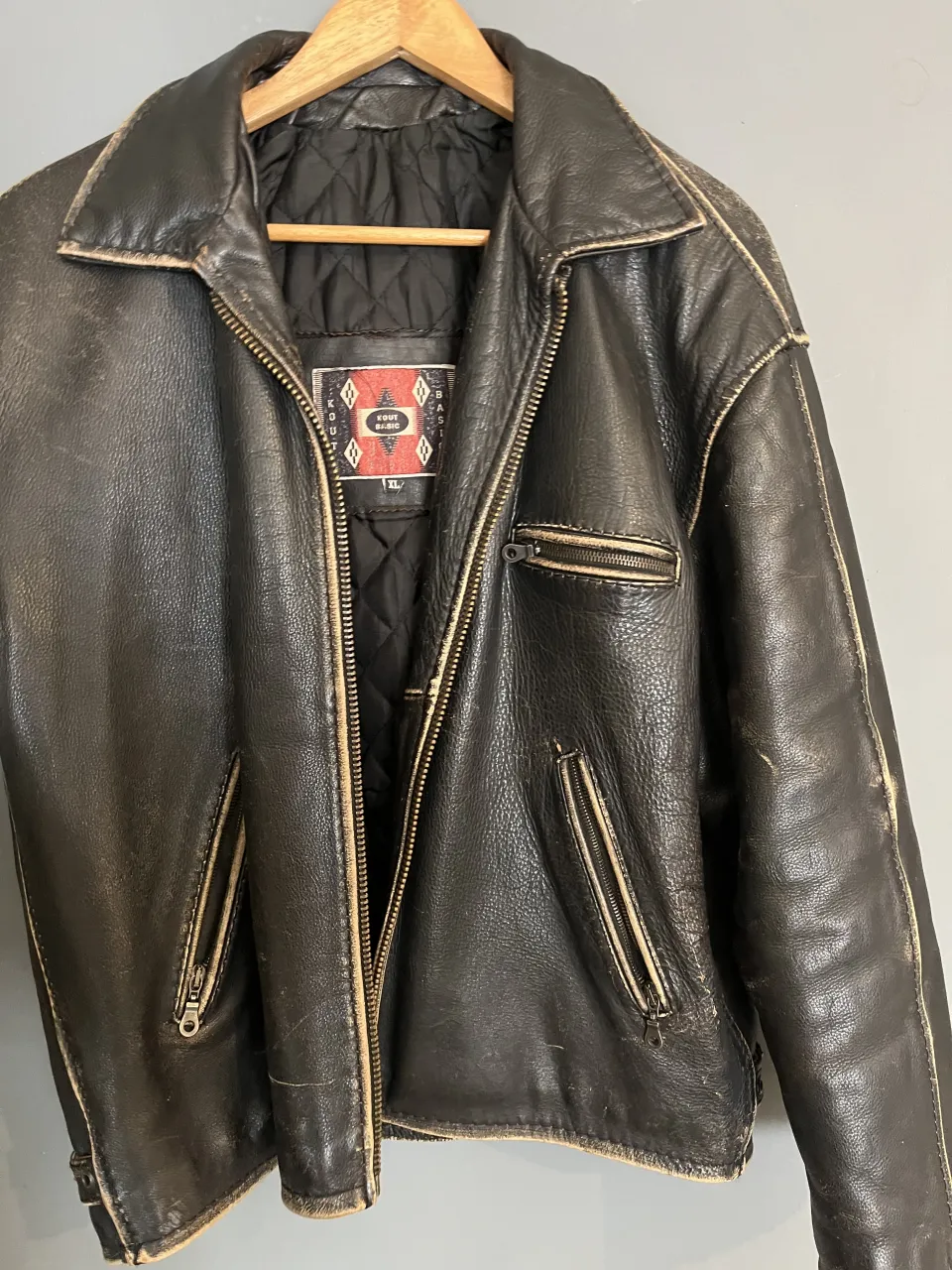 Campera A ≠ - imagen 2