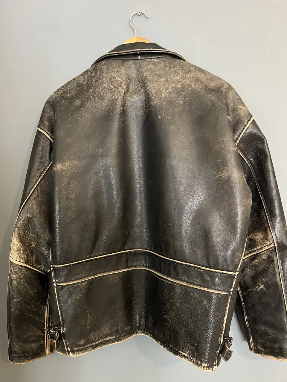 Campera A ≠ - imagen 4