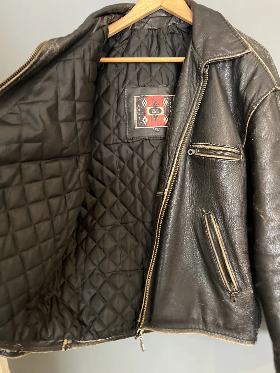 Campera A ≠ - imagen 3