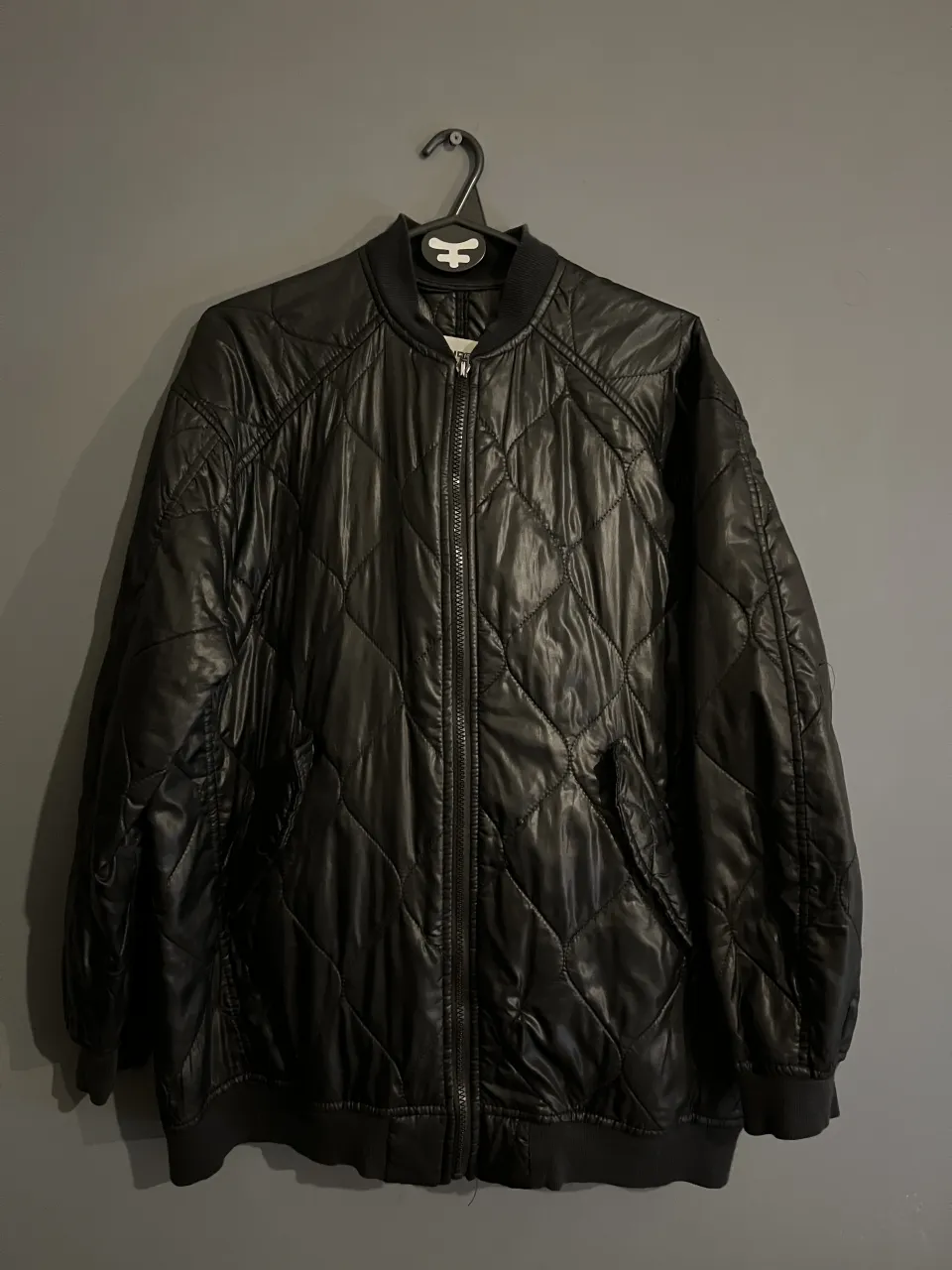 Campera A ≠ - imagen 1