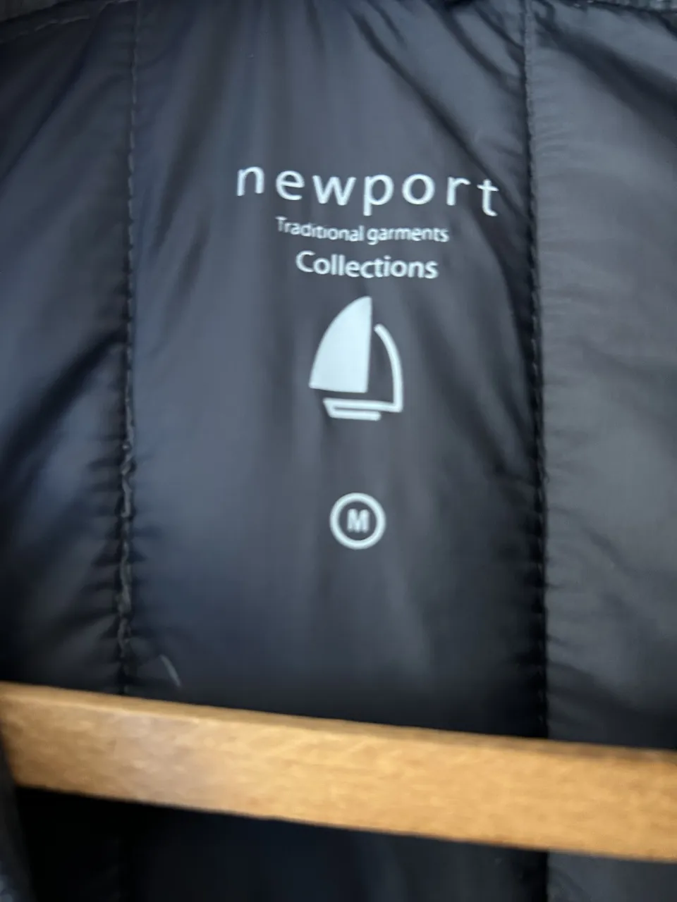 Campera Newport - Vista 3