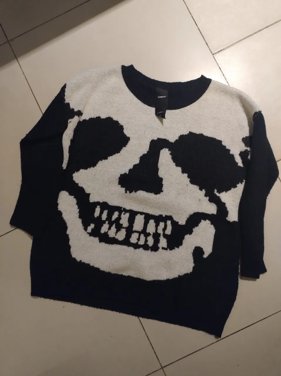 Sweater Complot - imagen 1