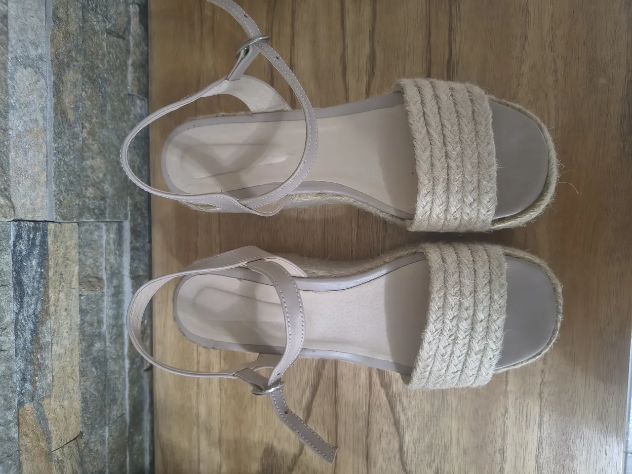Sandalias A ≠ - imagen 2