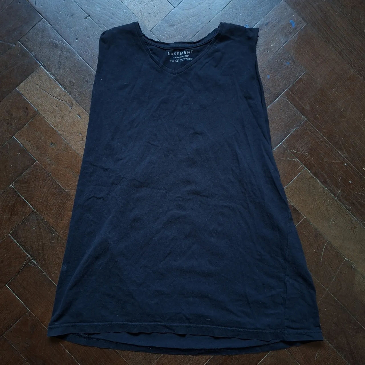 Musculosa Basement - imagen 1