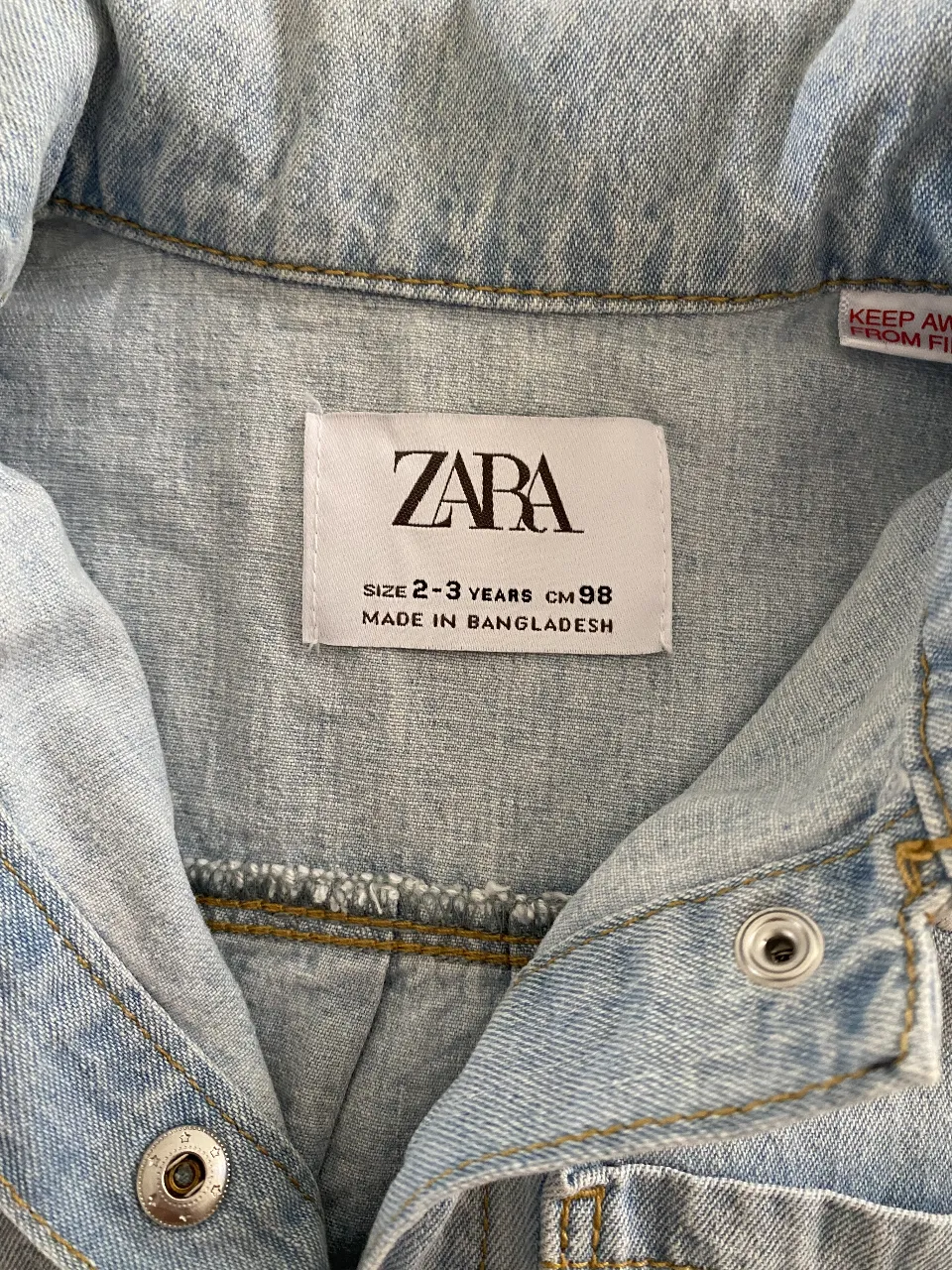 Campera de jean Zara - imagen 4