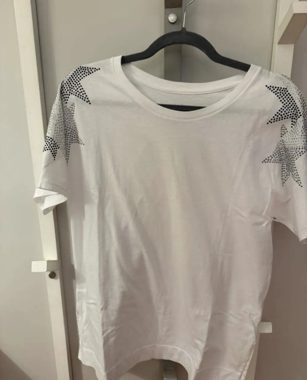 Remera Ginebra - imagen 1