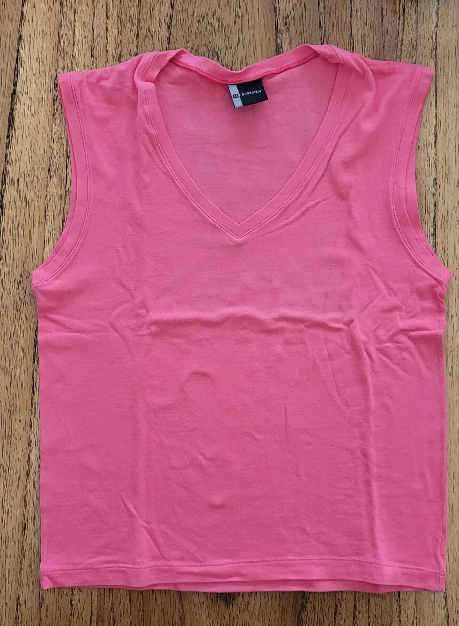 Musculosa Basement - imagen 1