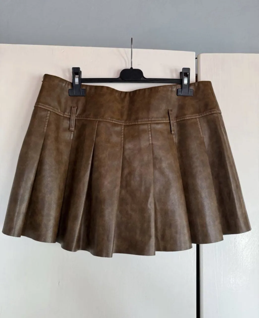 Pollera Bershka - Vista 3