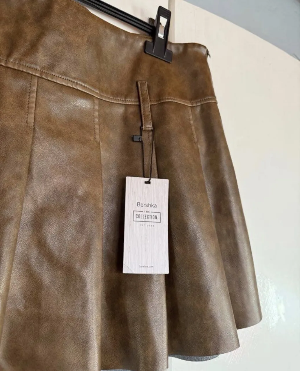 Pollera Bershka - Vista 2