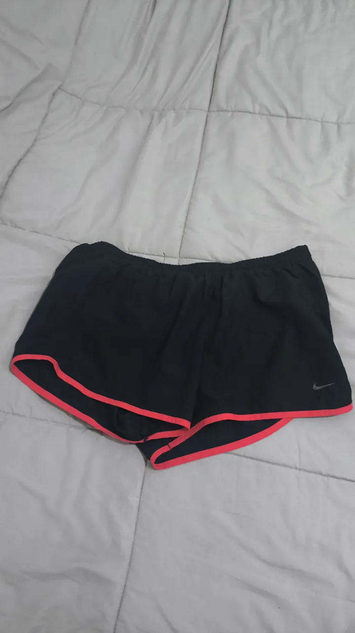 Short Nike - imagen 1