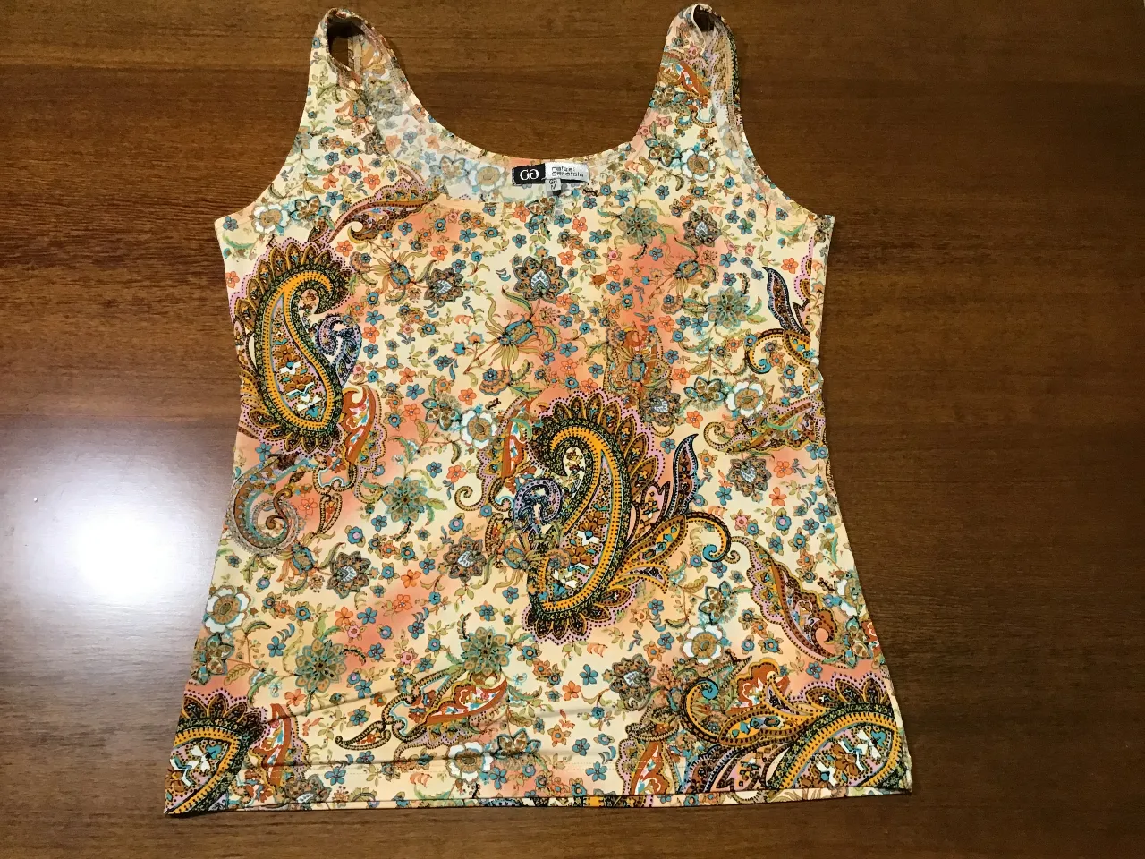Musculosa Rafael garofalo - imagen 1