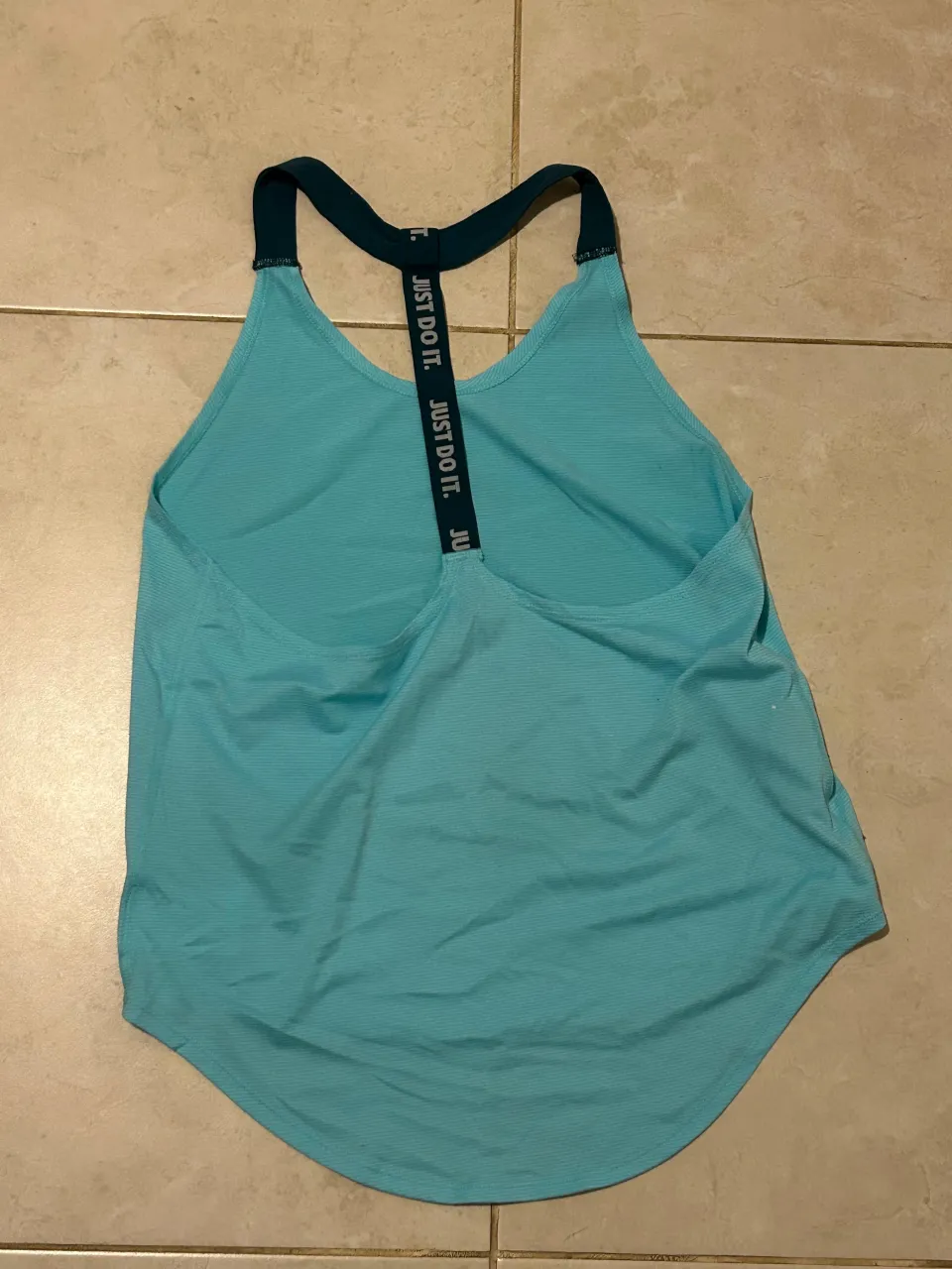 Musculosa Nike - Vista 2