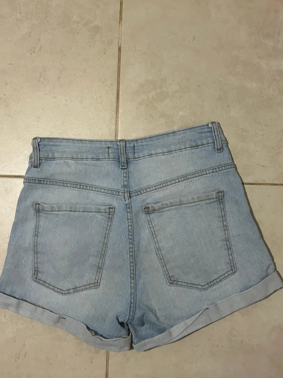 Short Isa demin - Vista 2