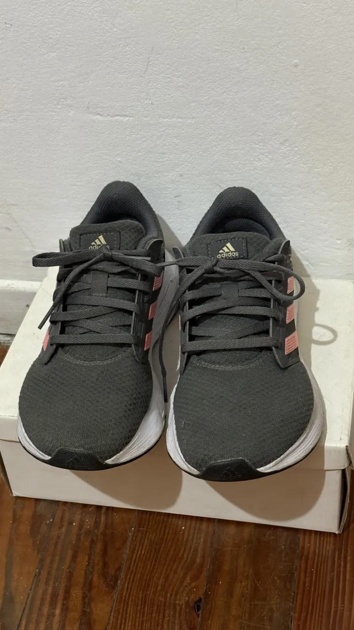 Zapatillas adidas - imagen 1