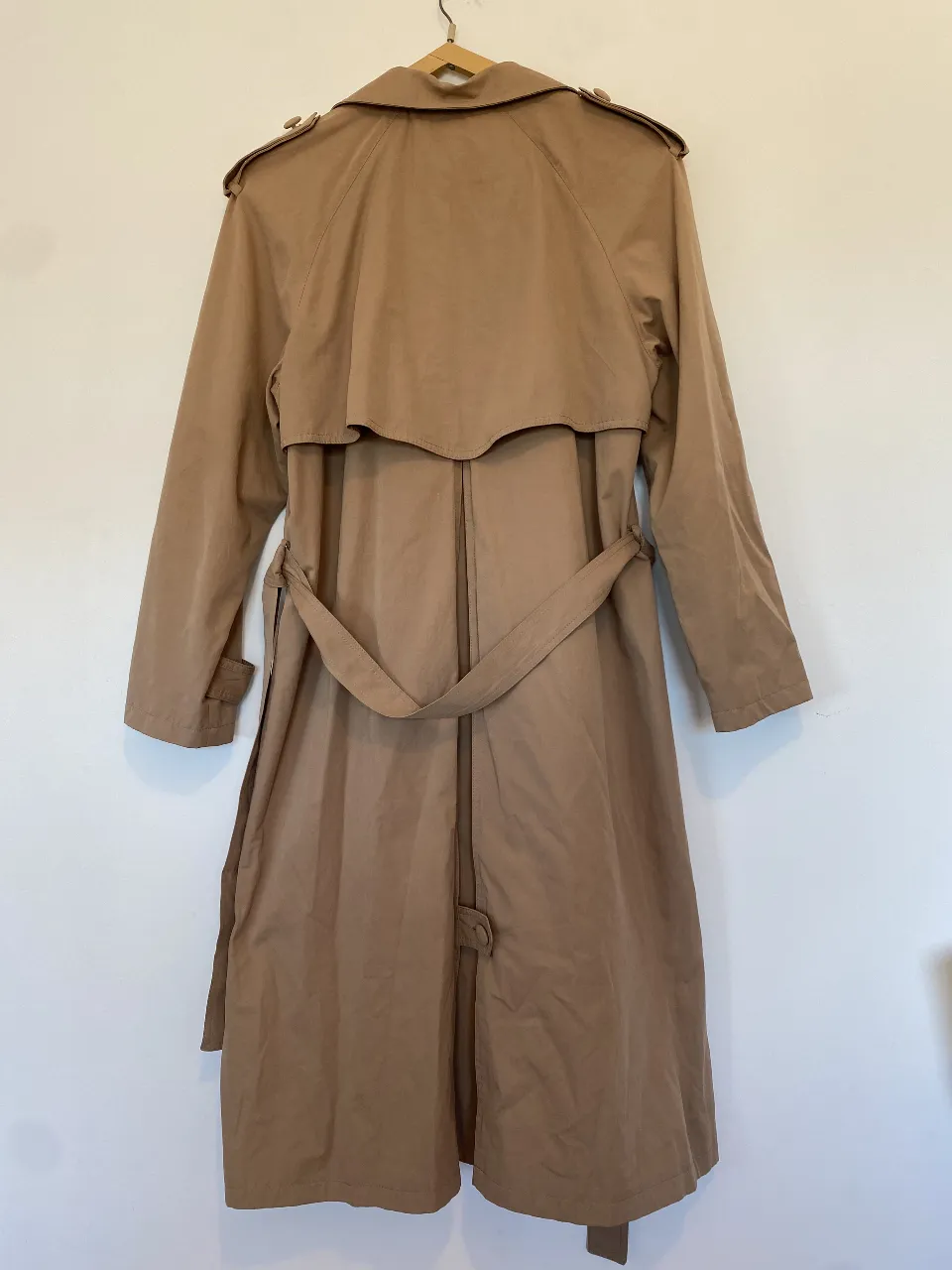 Trench Sathya - imagen 2