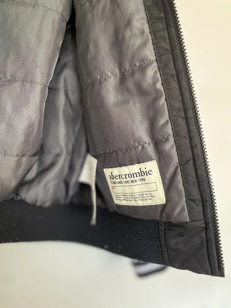 Campera bomber Abercrombie & Fitch - imagen 4