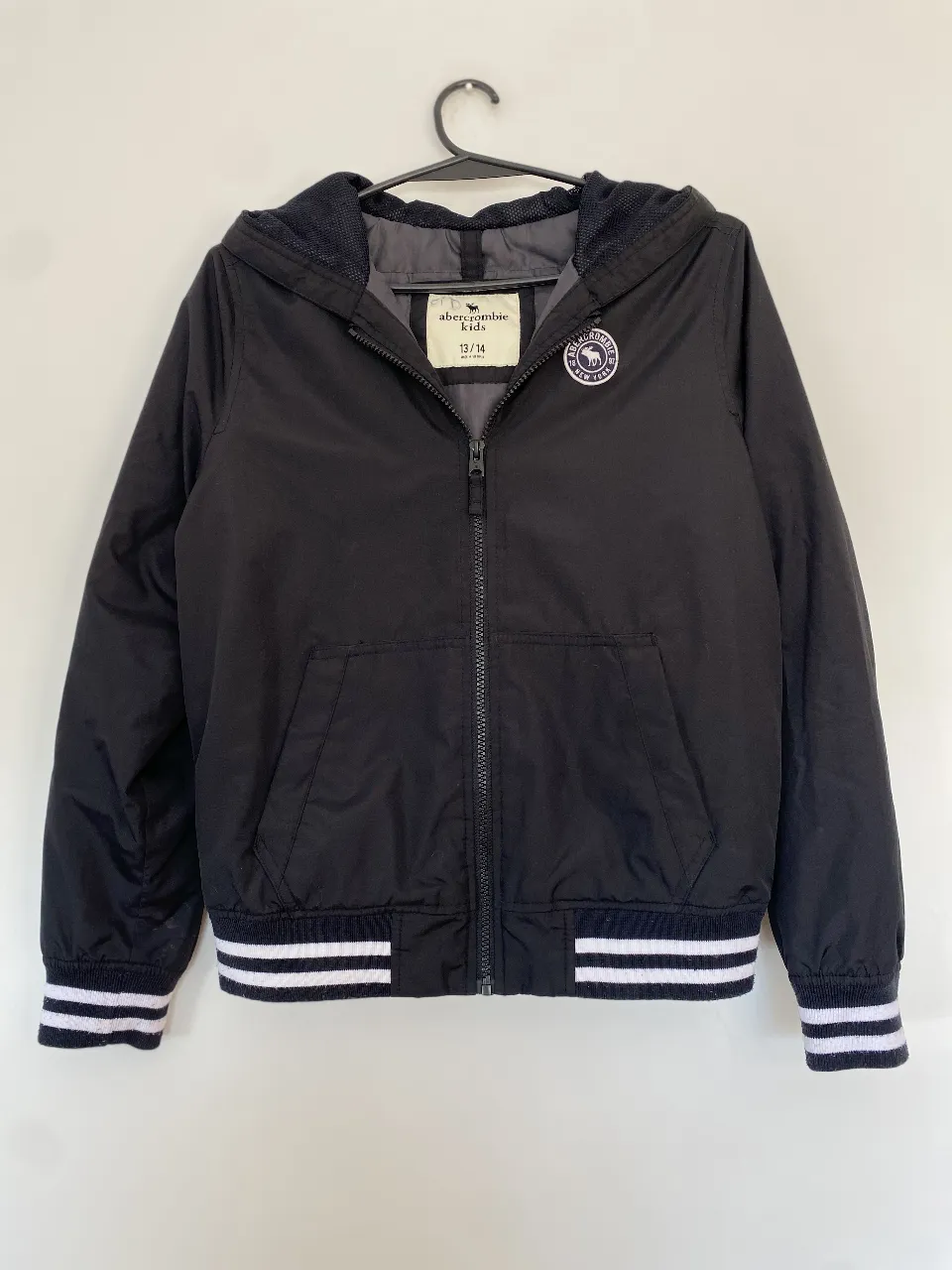 Campera bomber Abercrombie & Fitch - imagen 1