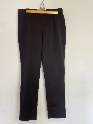 Zara Basic