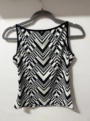 Angela · Talle L