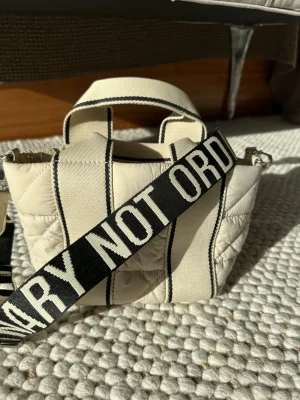 Zara Basic