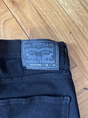 Levi's