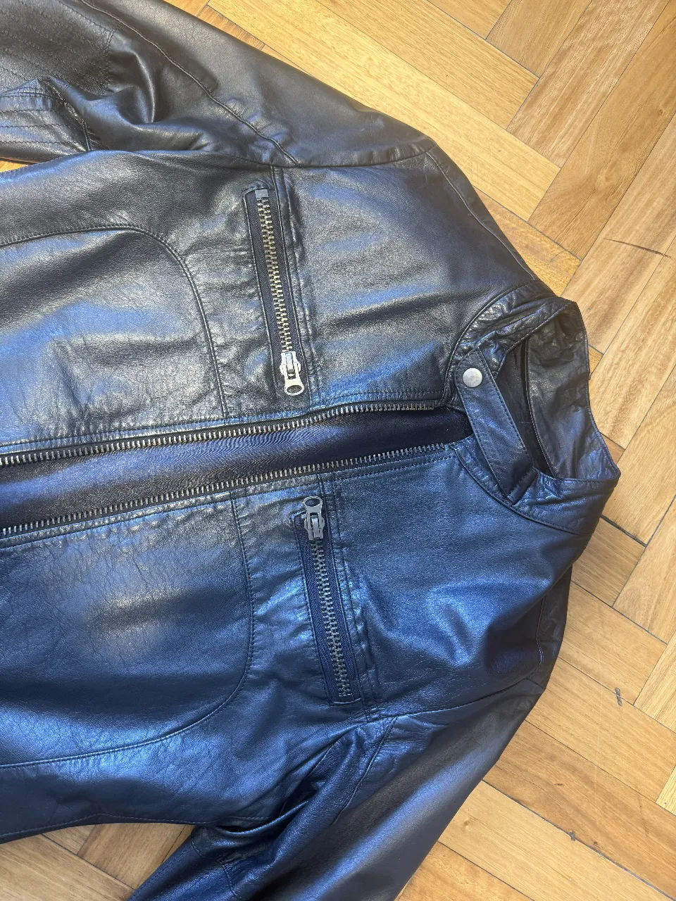 Campera Marca nacional - Vista 2