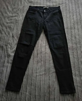 Levi's