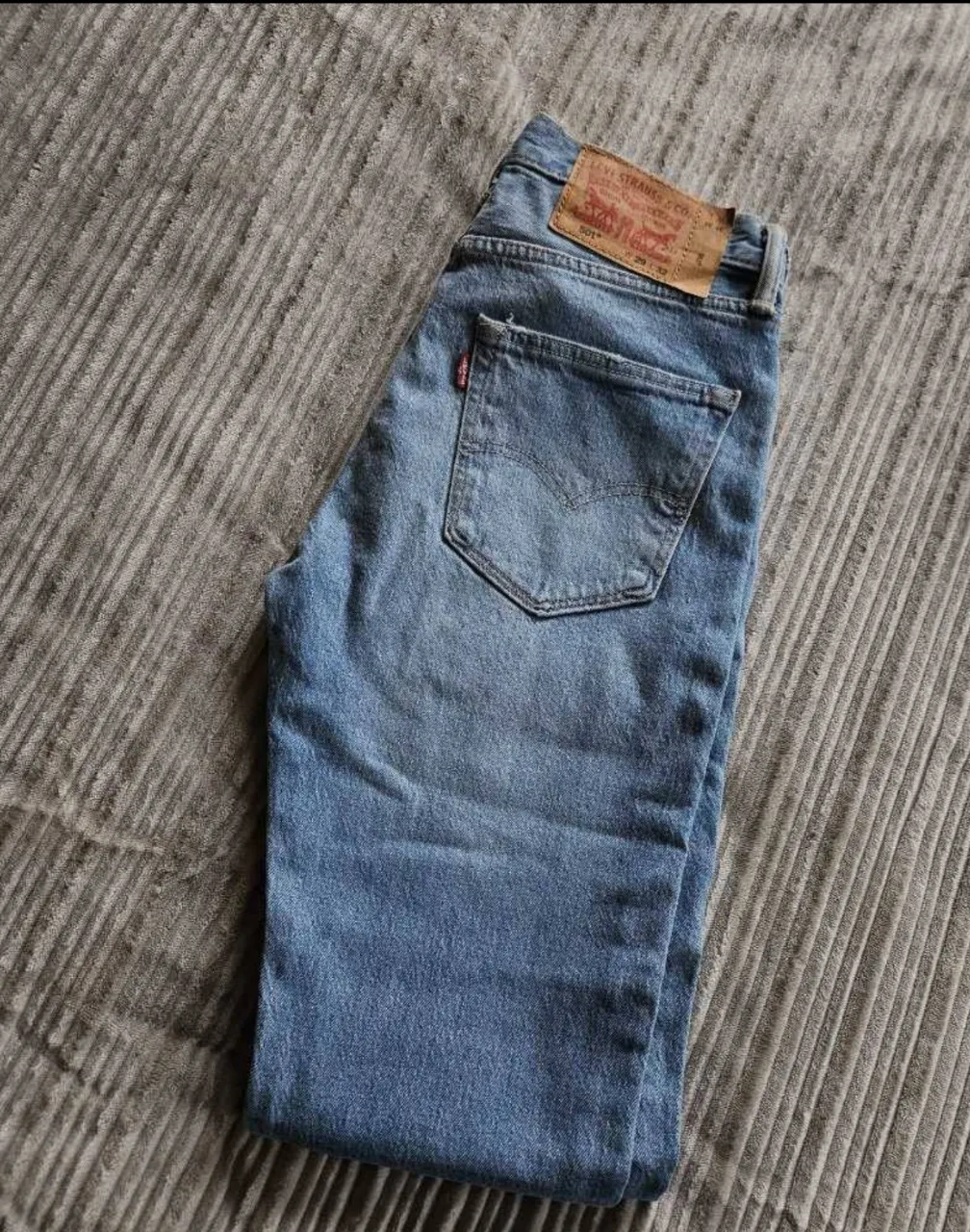 Jean Levi's - imagen 3
