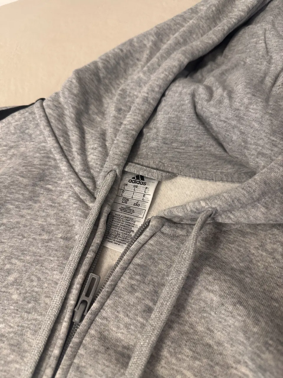 Buzo adidas miniatura 2