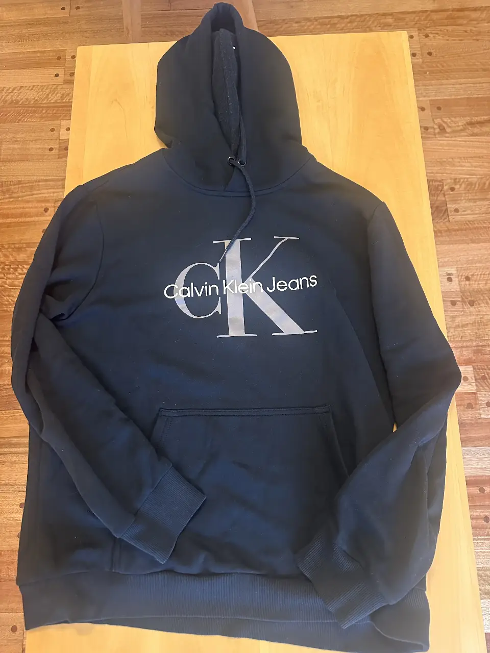 Buzo Calvin Klein