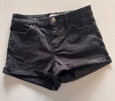 H&M