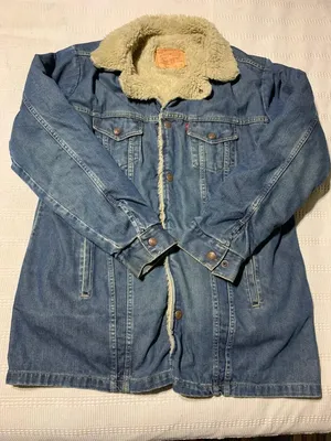 Levi's