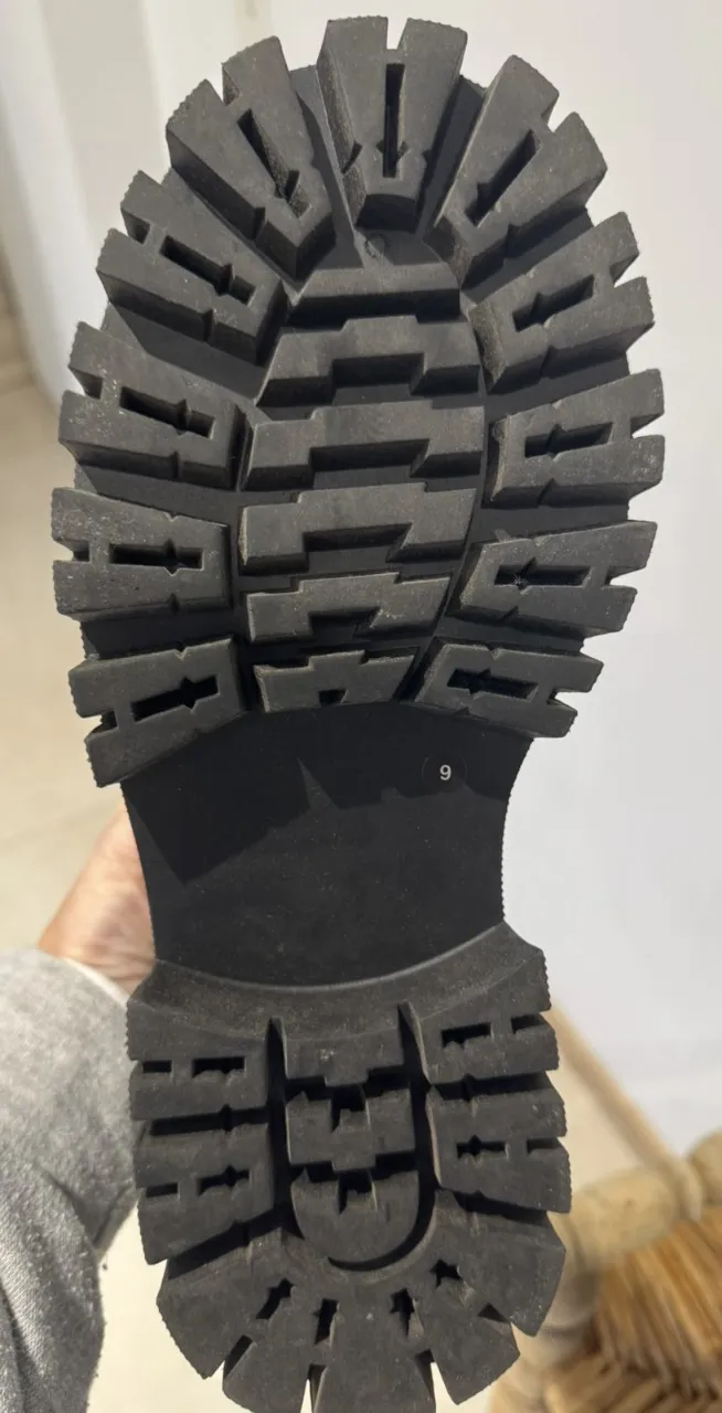Borcegos Sarkany - imagen 9